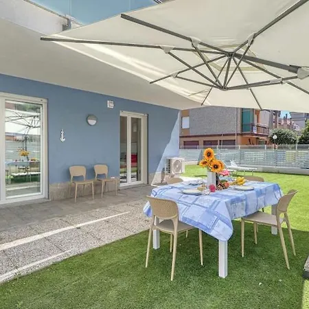 Family Flat With Swimming Pool, Private Parking, Wi-fi, Ac Apartament