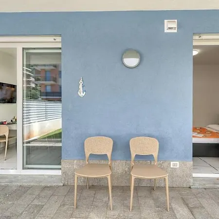 Family Flat With Swimming Pool, Private Parking, Wi-fi, Ac 公寓