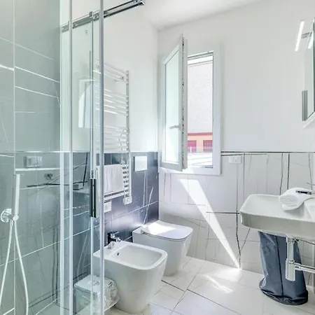 Apartament Family Flat With Swimming Pool, Private Parking, Wi-fi, Ac *